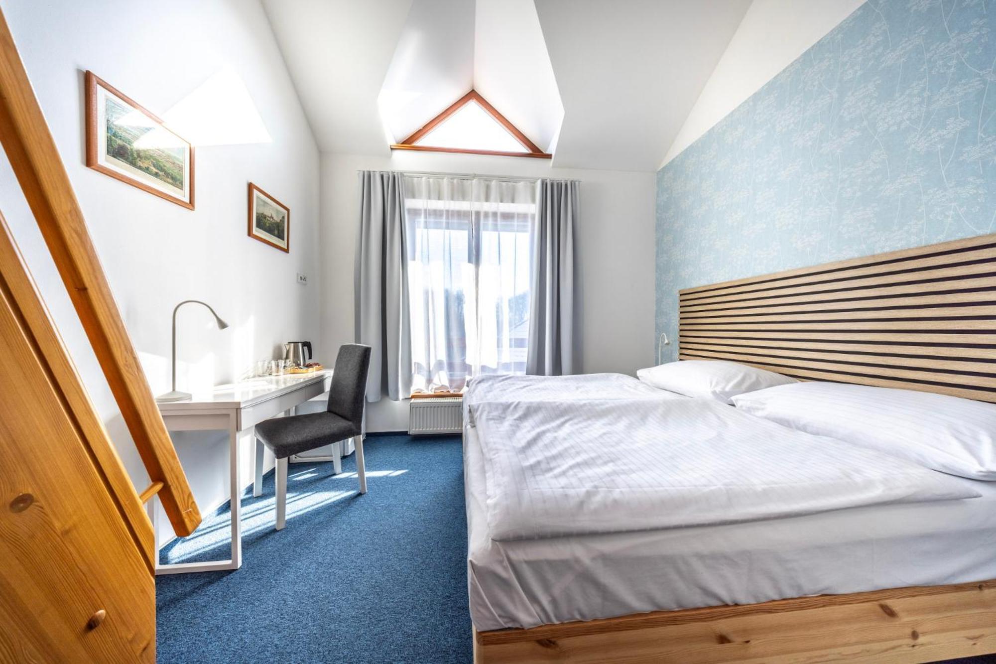 Hotel Marina Vltava Nelahozeves Zewnętrze zdjęcie